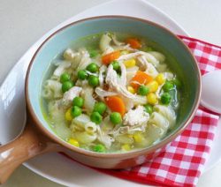 Món chay soup bắp và đậu hà lan 7