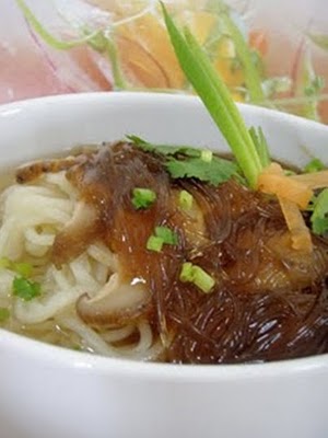Ăn ngon với : Mì vi cá chay Đại Hàn .